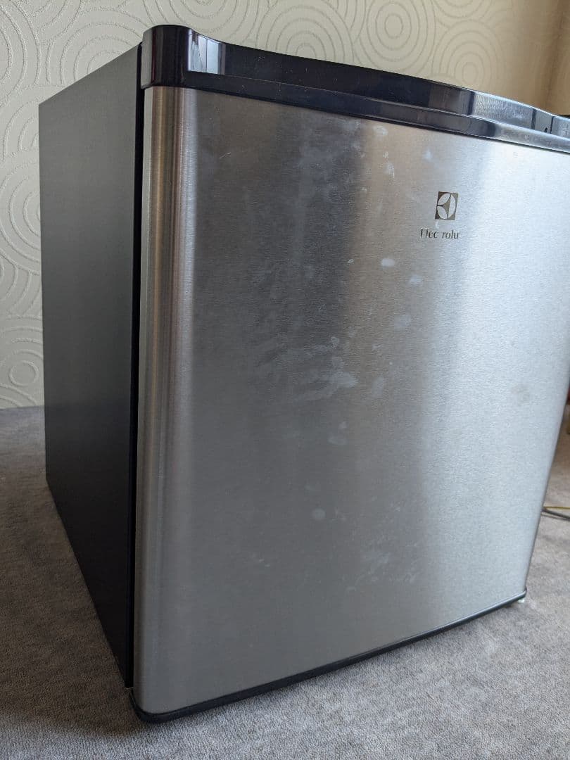 Electrolux エレクトロラックス 小型冷蔵庫1ドア45L