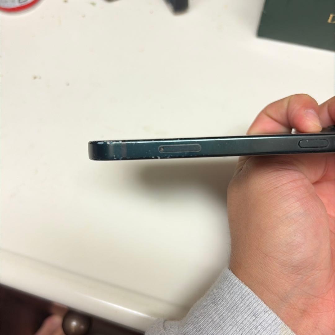 Apple iPhone 15 ブラック 本体 128GB