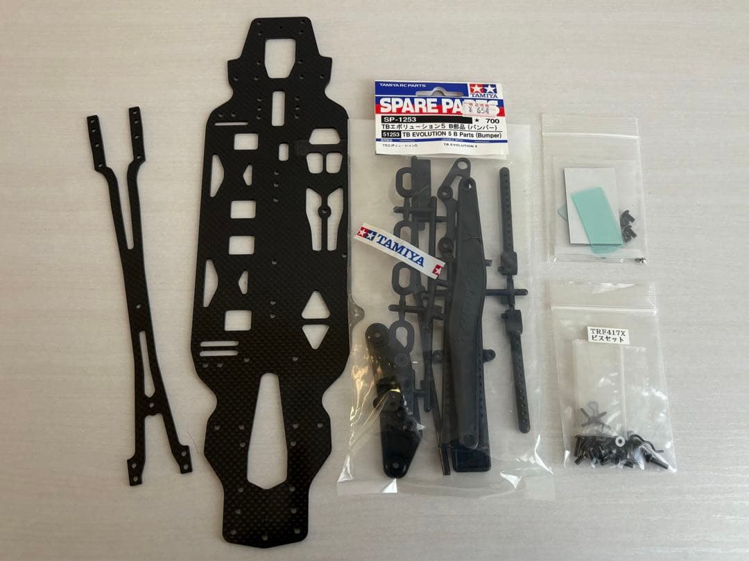 限定版　タミヤ TRF417X シャーシキット　メカ付き、新品予備フレーム付