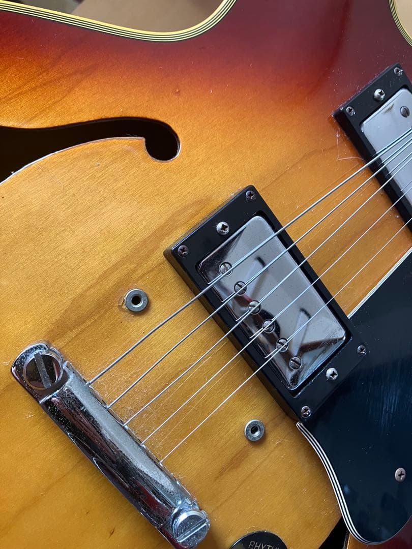 es 335タイプ　セミアコ　ギブソン系ギター