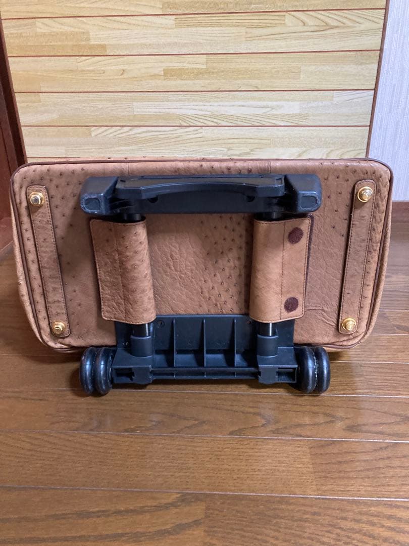 オーストリッチレザー JRA認定 大容量キャリーオンバッグ iii Sanpo製