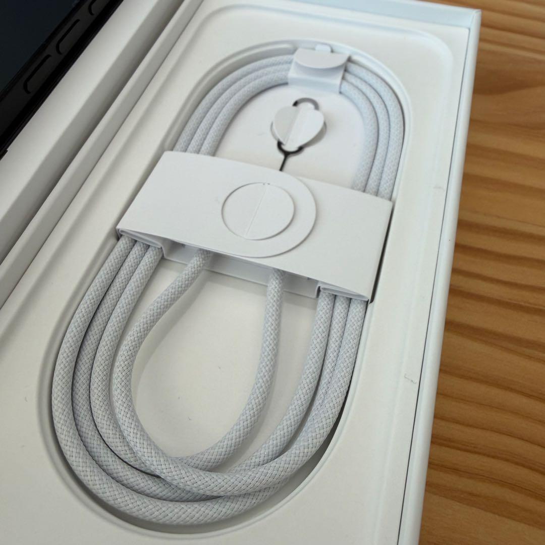 スマートフォン本体 iPhone16