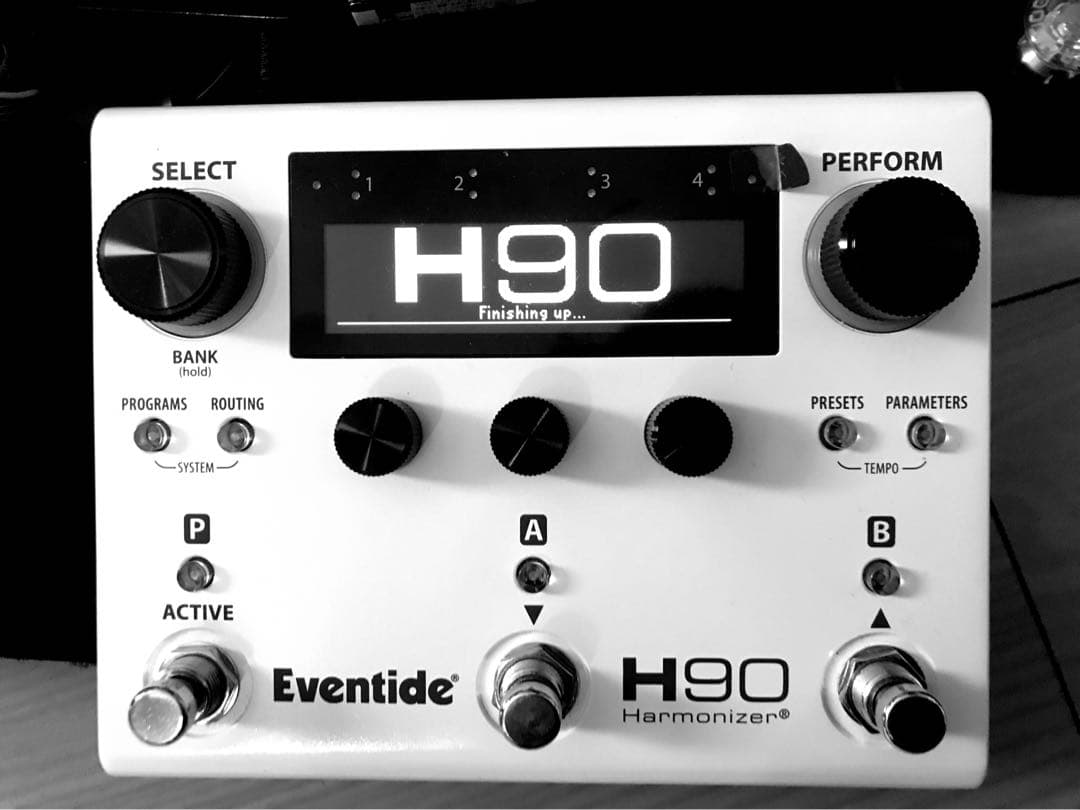 ギター H90 eventide
