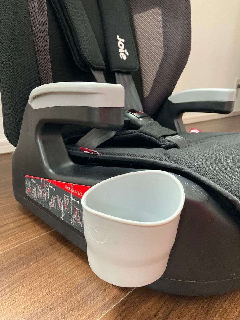 Joie ジョイー elevate エレベート ジュニアシート