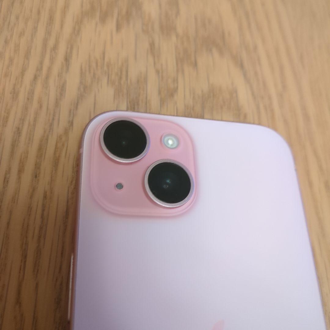 【美品】iPhone 15 ピンク 本体