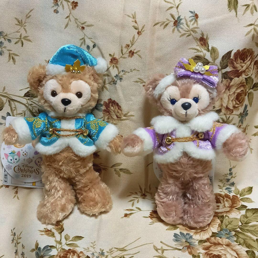 ディズニークリスマス2019 　ダッフィー　シェリーメイ　ぬいぐるみバッジ　新品