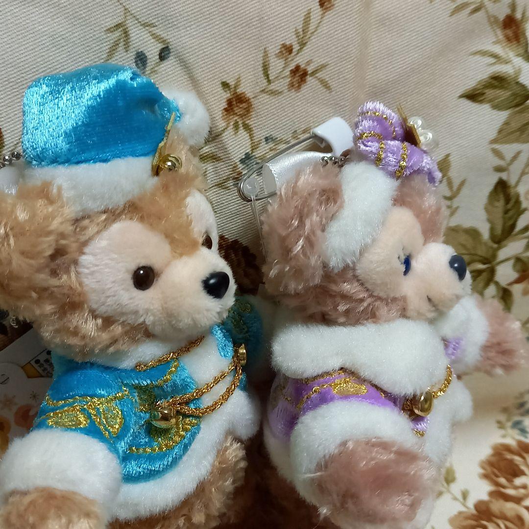 ディズニークリスマス2019 　ダッフィー　シェリーメイ　ぬいぐるみバッジ　新品