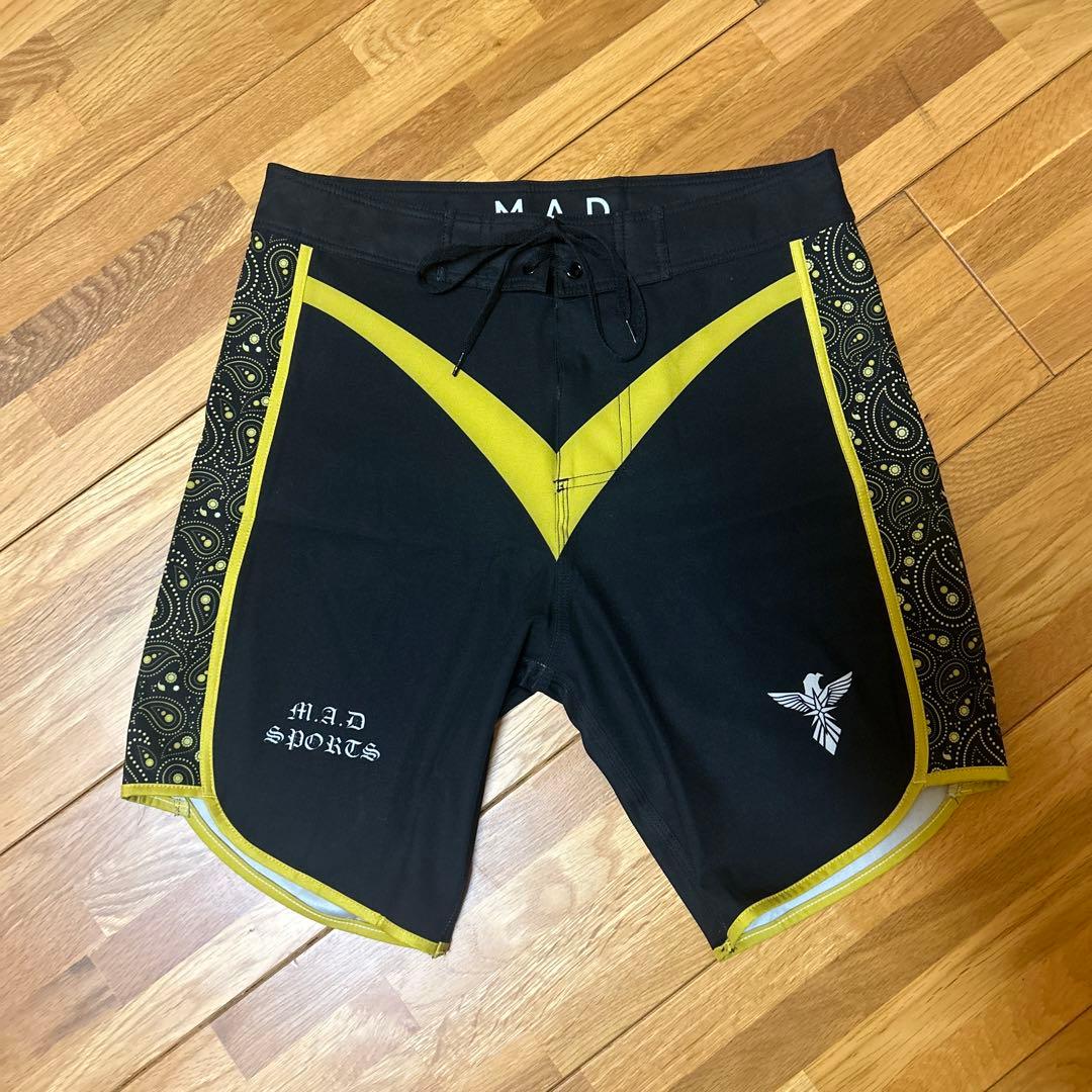 XS 26インチ MADSPORTS フィジーク　　サーフパンツ