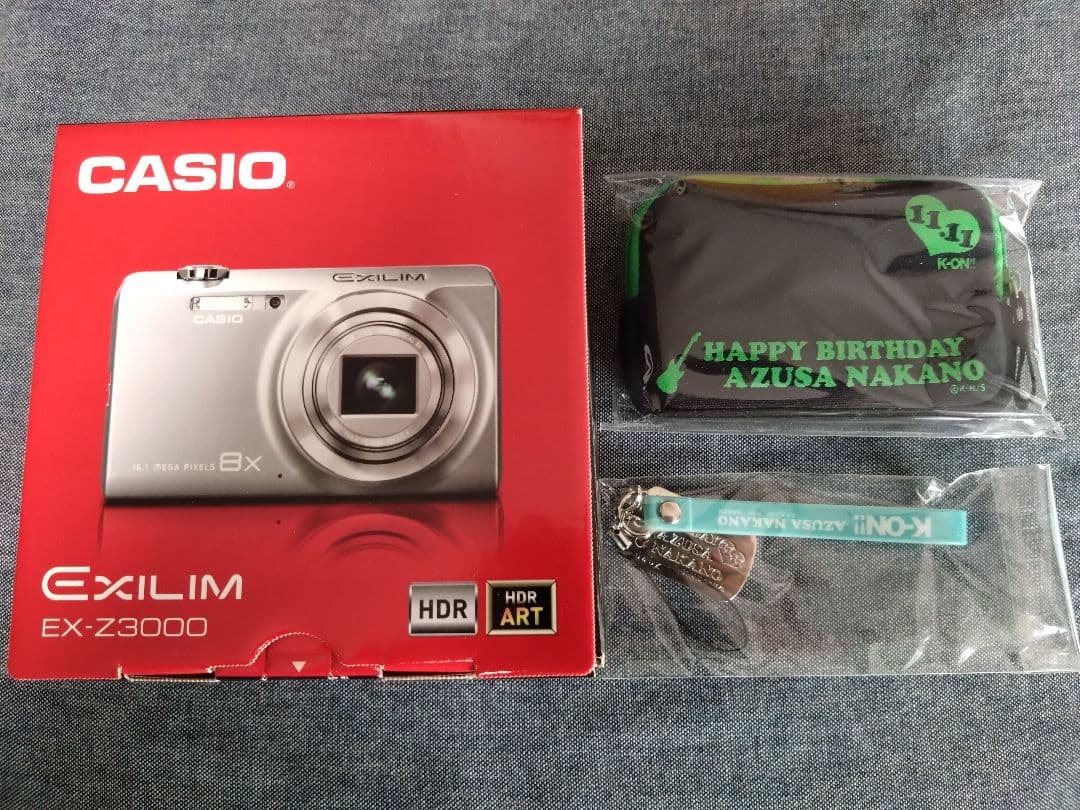 カメラ　けいおん!!×CASIO EXILIMコラボデジタルカメラ 中野梓