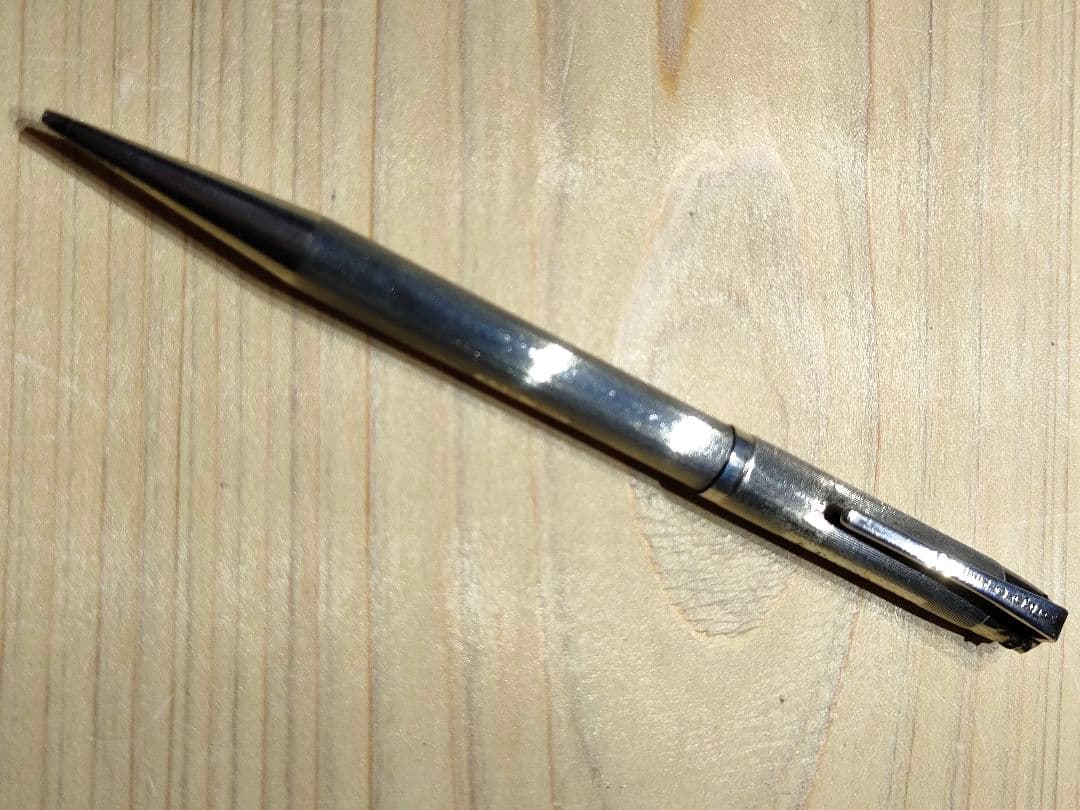 YARD O LED　ヤード オ レッド　ペンシル　英国