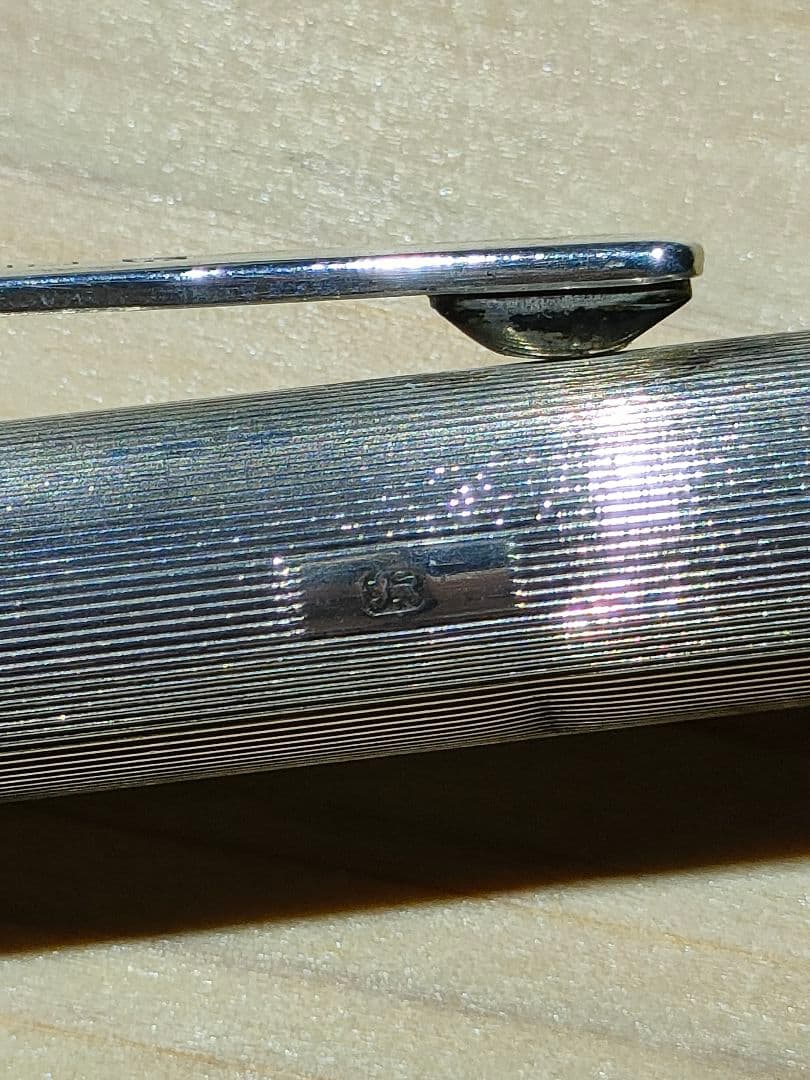 YARD O LED　ヤード オ レッド　ペンシル　英国