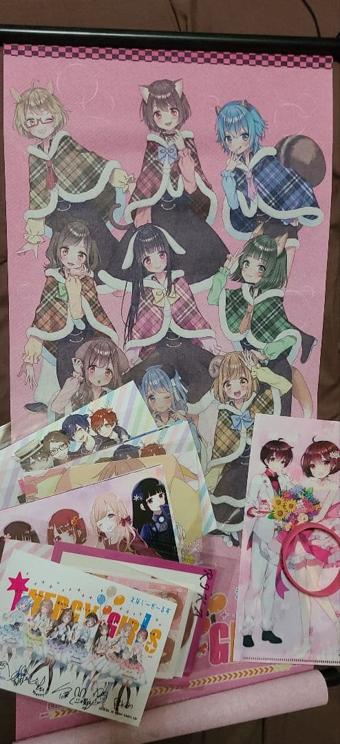 利香　CD グッズ　Tシャツ　タオル　クリアファイル　缶バッジ　タペストリー