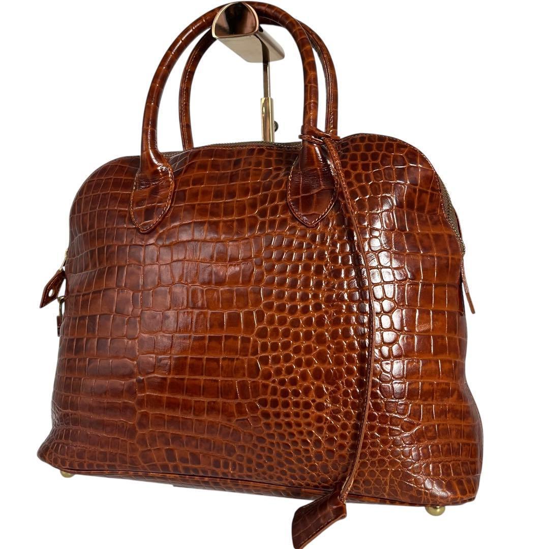 クロコダイル型押し 茶レザーバッグ 鍵付き 大容量