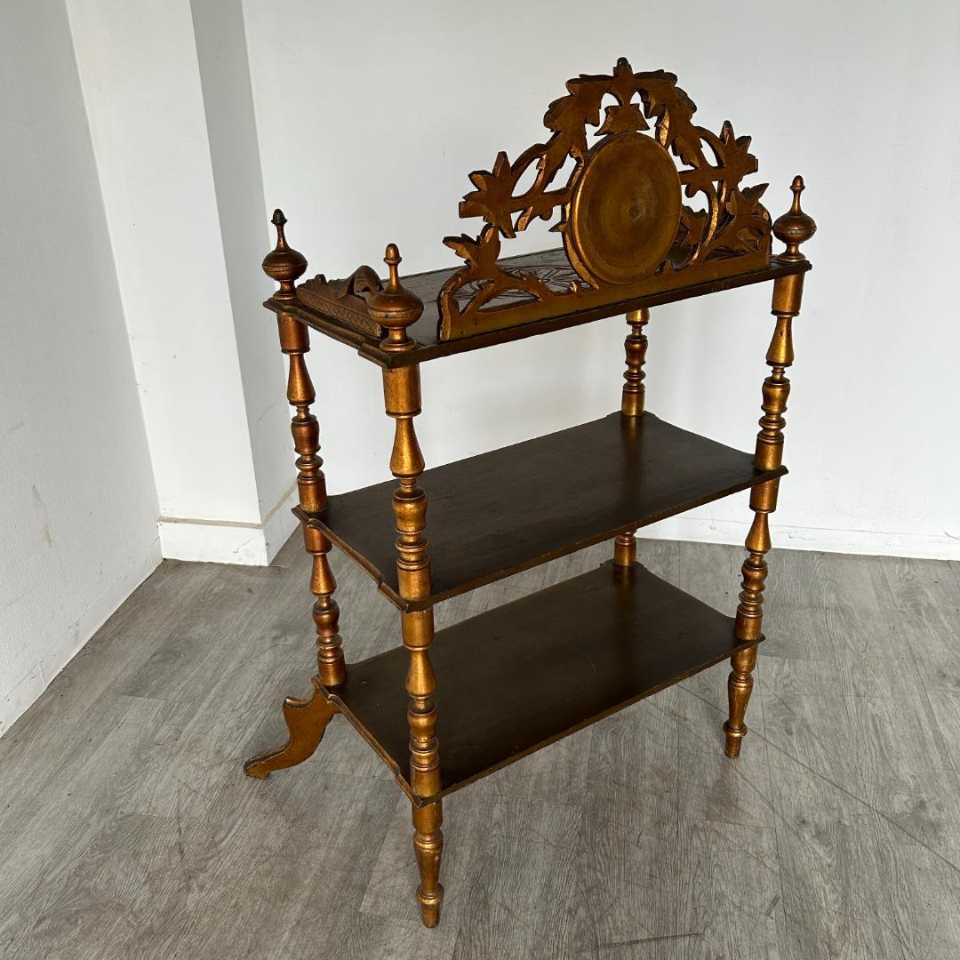 イギリス アンティーク家具 ３ティアシェルフ 飾り棚 843A