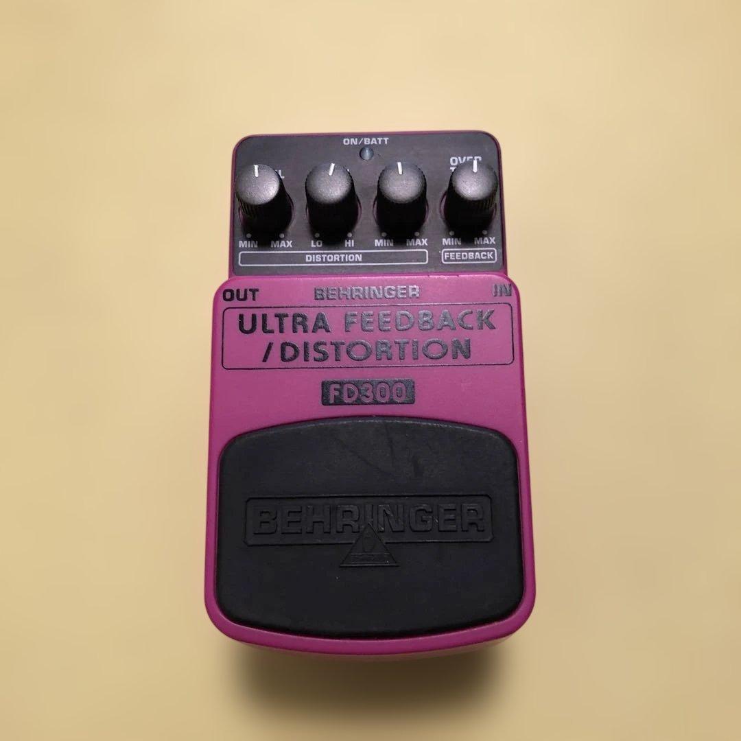 BEHRINGERベリンガー ウルトラフィードバック／ディストーションFD300