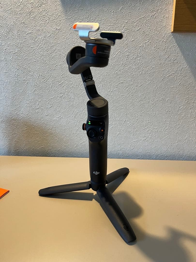 DJI Osmo Mobile 6 ジンバル