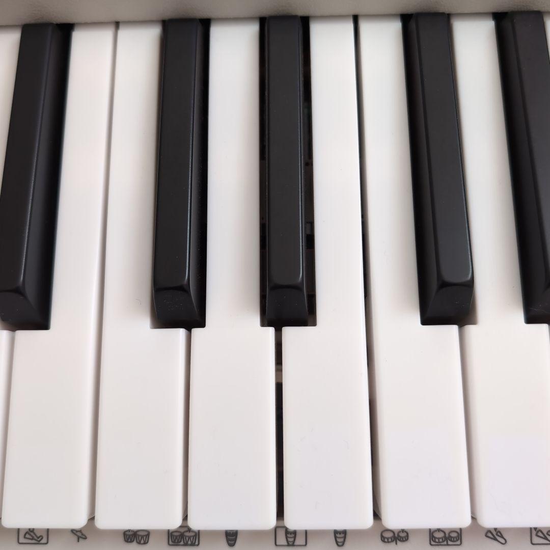 CASIO　カシオ　LK526 電子ピアノ　電子キーボード　光ナビゲーション