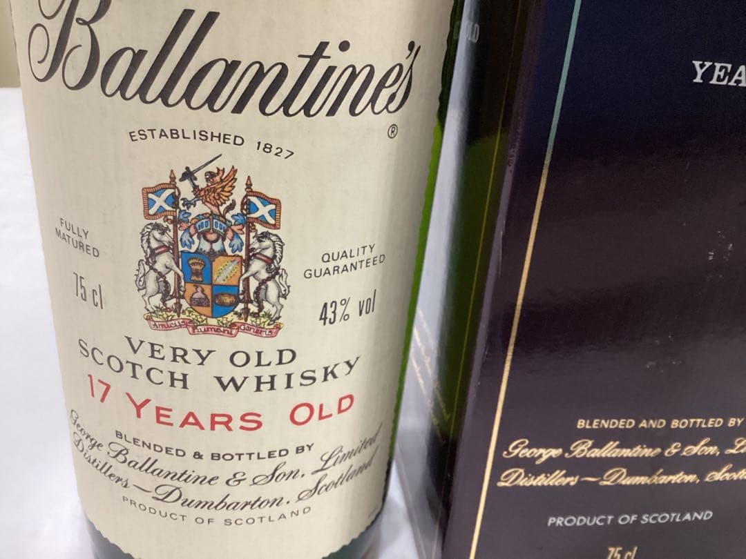 バランタイン17年　ジョニーウォーカーエキストラスペシャル　サントリー