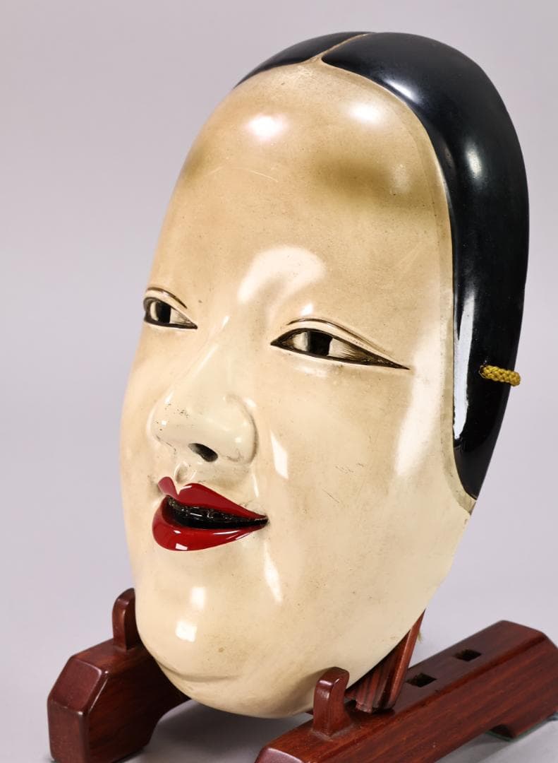 時代 古面　木彫彩色能面「小面」縦21cm　女面 お歯黒 能楽面　BK127