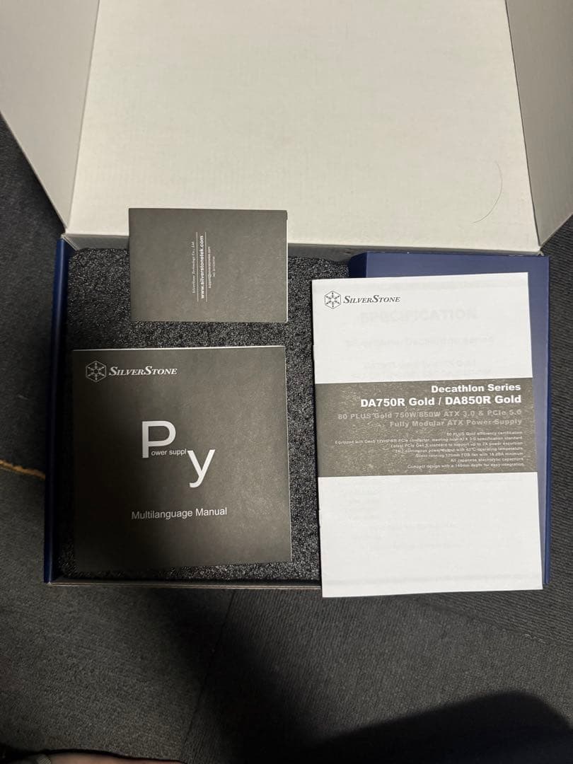 SilverStone DA850 850W 電源ユニット