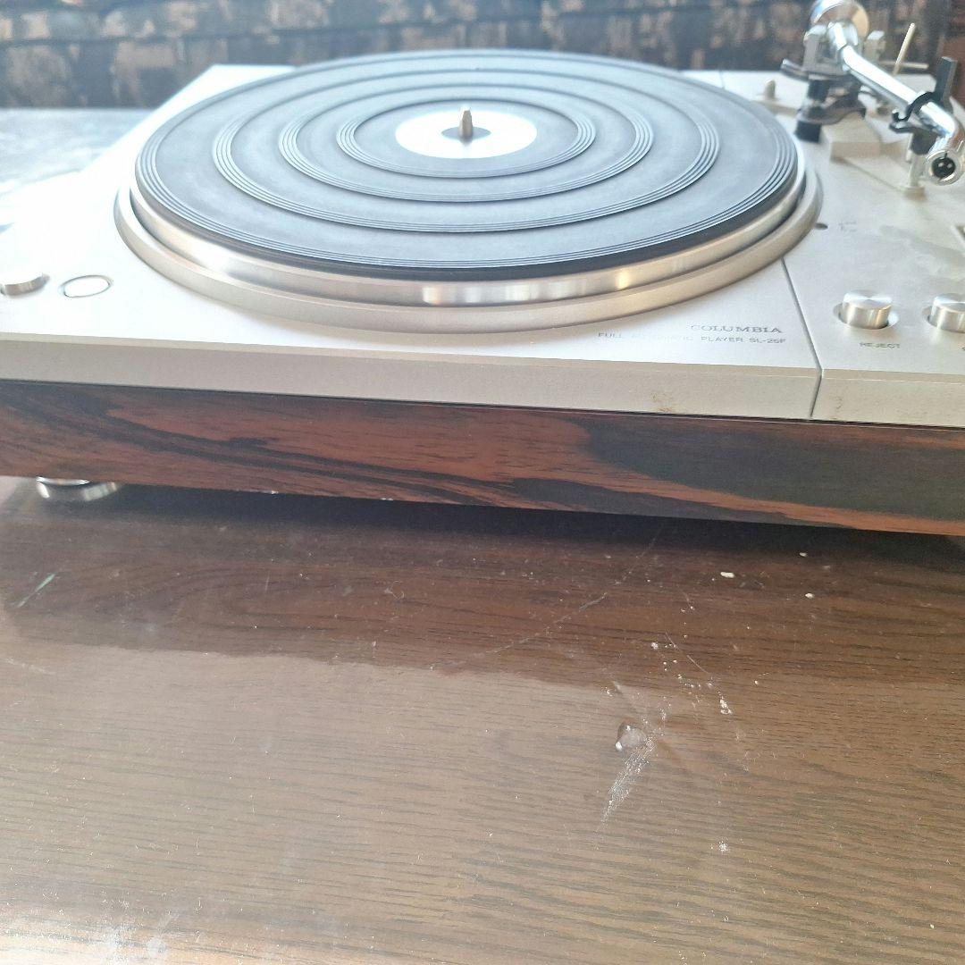 レコードプレイヤー