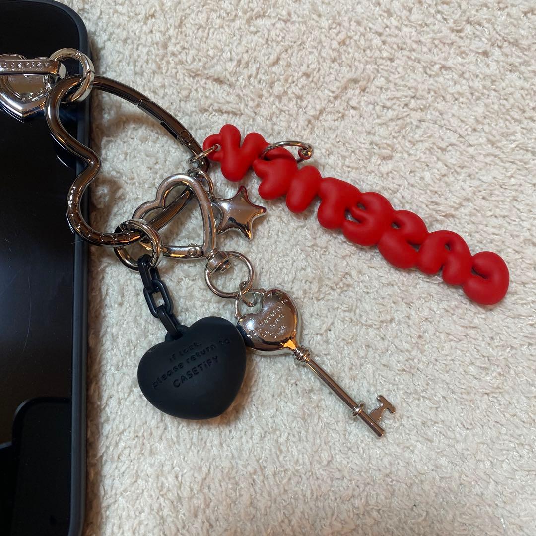 ケースティファイ iPhone16promaxケース キーチャーム セット