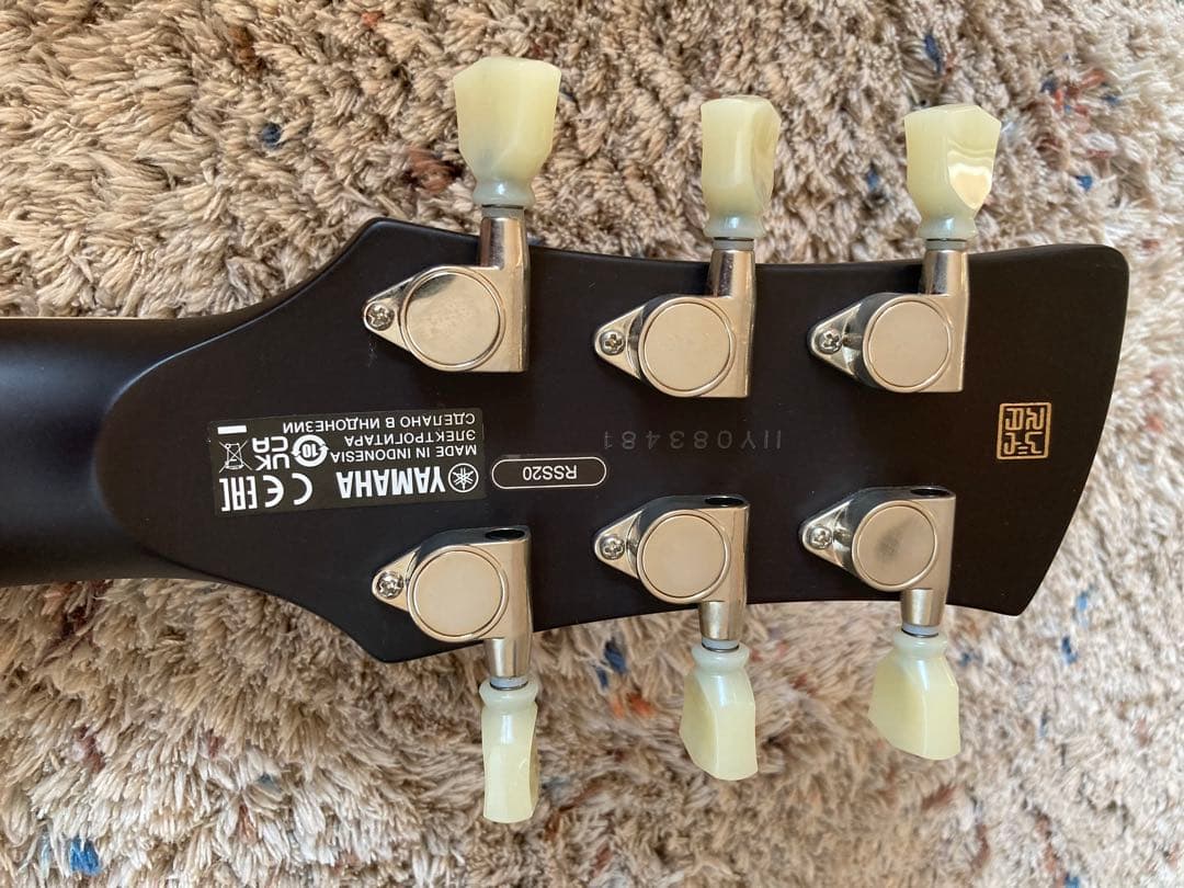 ギター YAMAHA REVSTAR RSS20VW