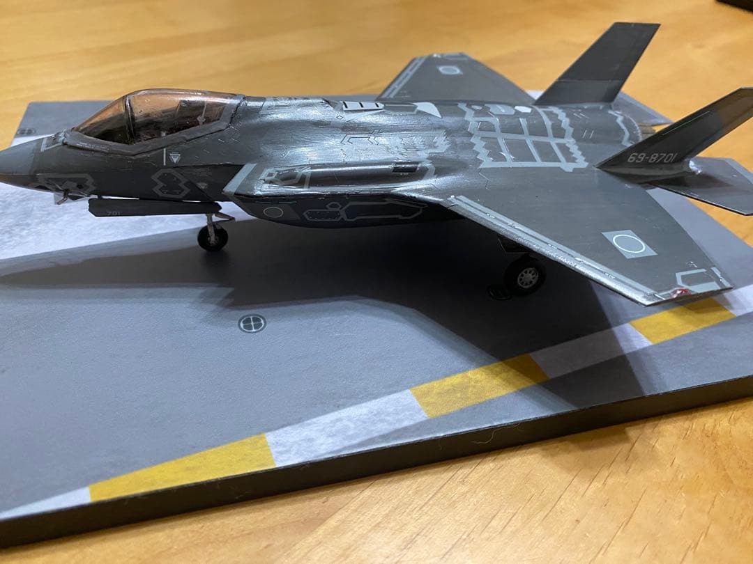 限定値下げ　1/72スケールF-35A 航空自衛隊初号機　完成品　プラモデル