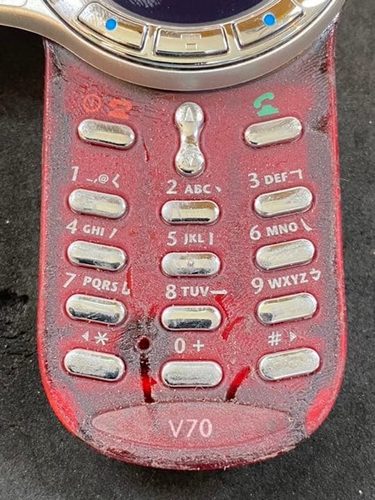 Motorola 日本未発売　V70 コレクター品