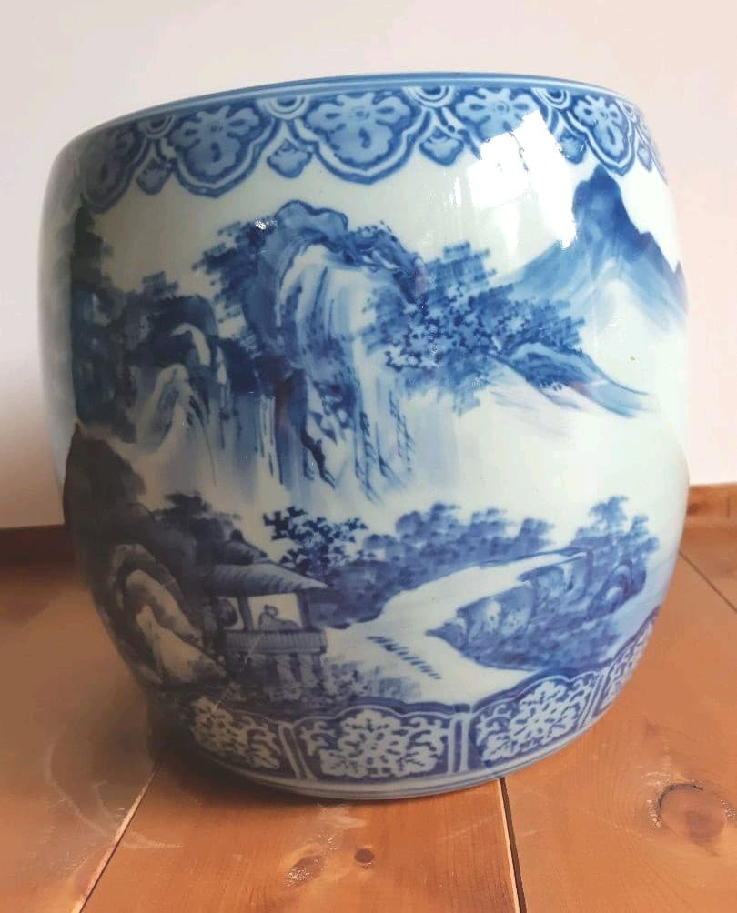 有田焼　火鉢　骨董品　(送料込み)