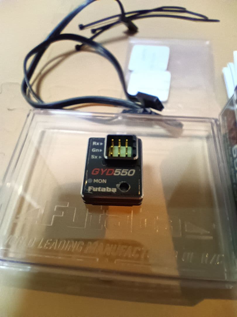 ア*S様 オークション【1回のみ使用】フタバGYD550ドリフトジャイロ