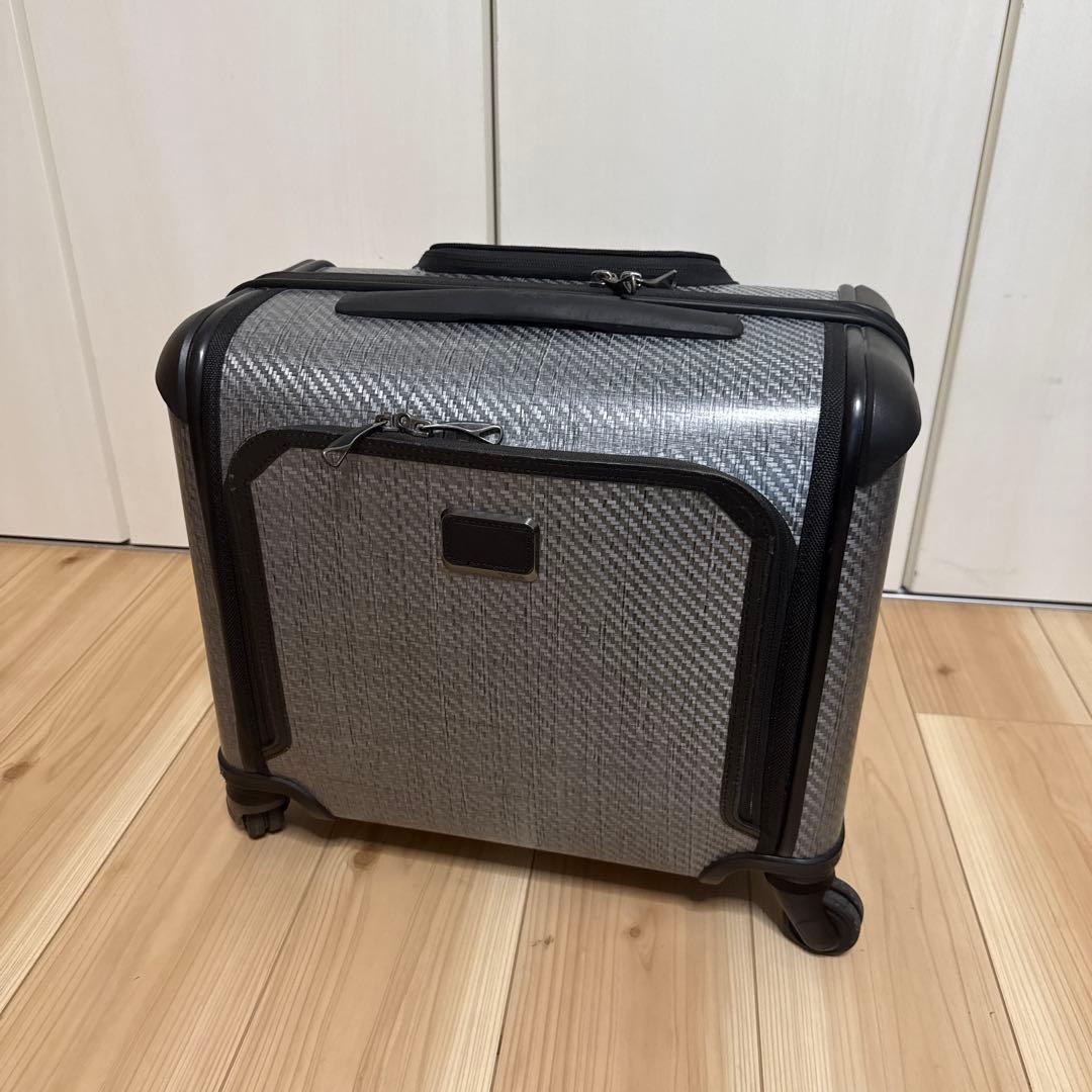 TUMI トゥミ Tegra-Lite グラファイト 25L 28704TG