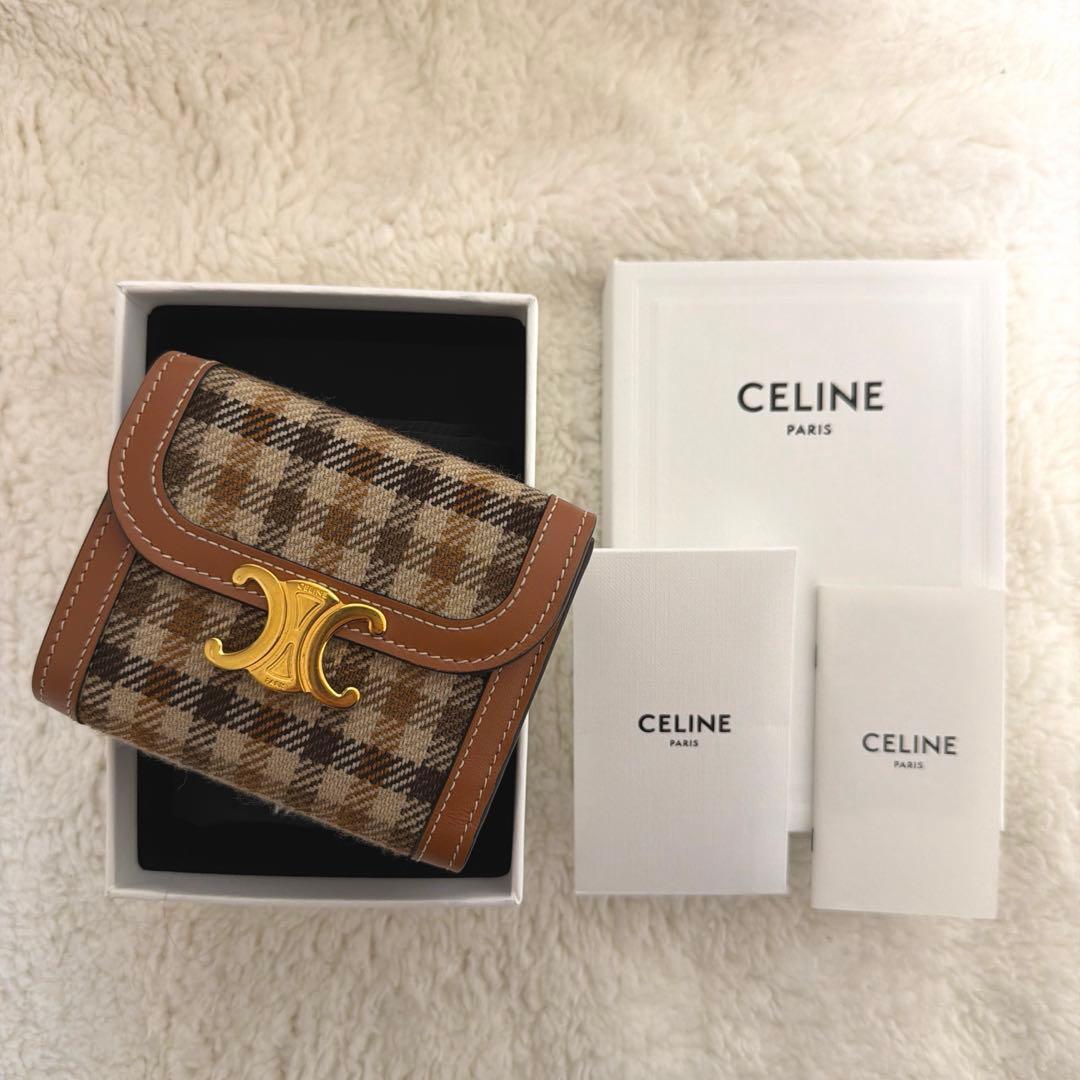 CELINE セリーヌ 財布 スモール フラップウォレット トリオンフ チェック