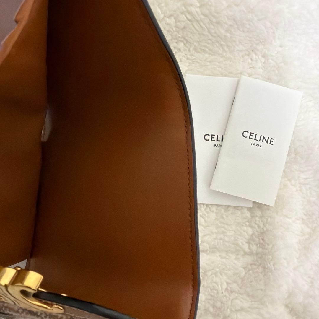 CELINE セリーヌ 財布 スモール フラップウォレット トリオンフ チェック