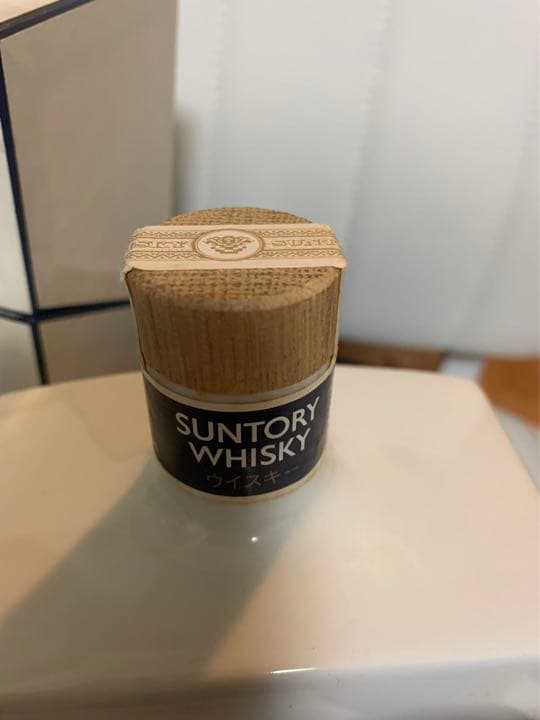 希少サントリーウイスキー平成二年就任記念ボトル700ml箱付き