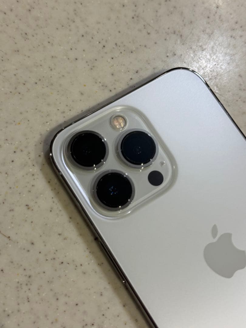 【明日また値上げします】Apple iPhone 13 Pro 本体