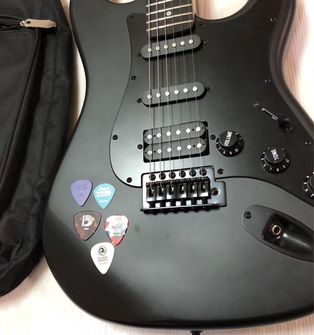 ペ*ん様 selder custom マットブラック　ストラトキャスター