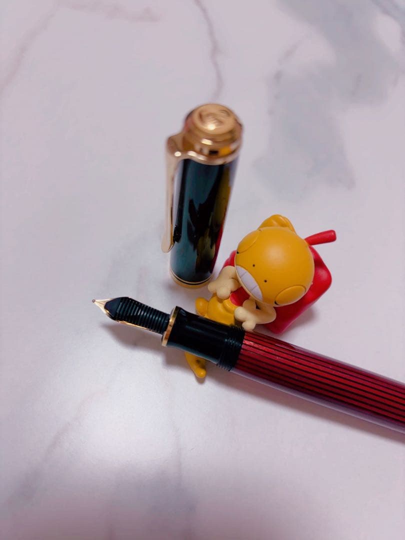 ペリカン　スーべレーン万年筆　M600ボルドーEF