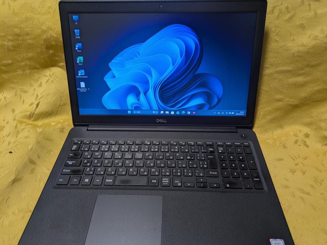 DELL Latitude 3500 Core i3-8145U Office付