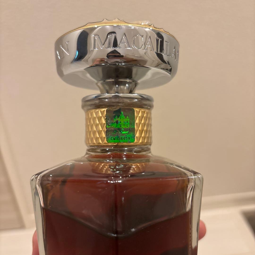 The Macallan Oscuro シングルモルトウイスキー