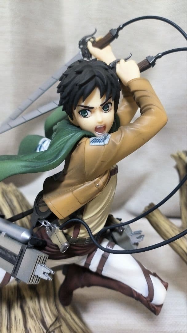 コトブキヤ ARTFX J 進撃の巨人 リヴァイ エレン スケール フィギュア