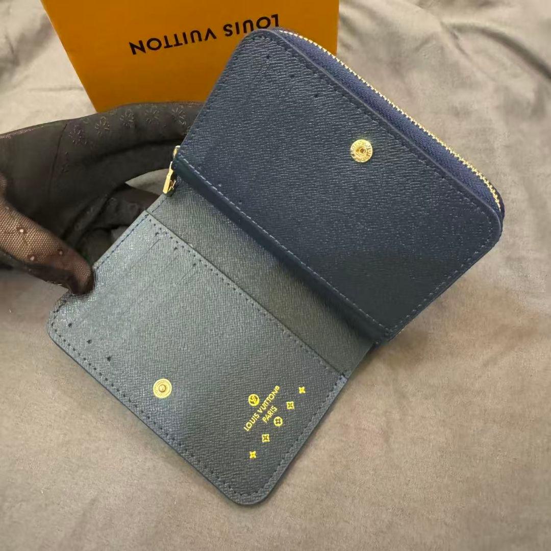 ✨早い者勝ち✨ 二つ折り財布