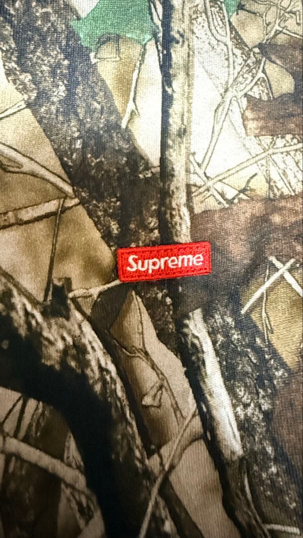 Supreme リアルツリーTシャツ
