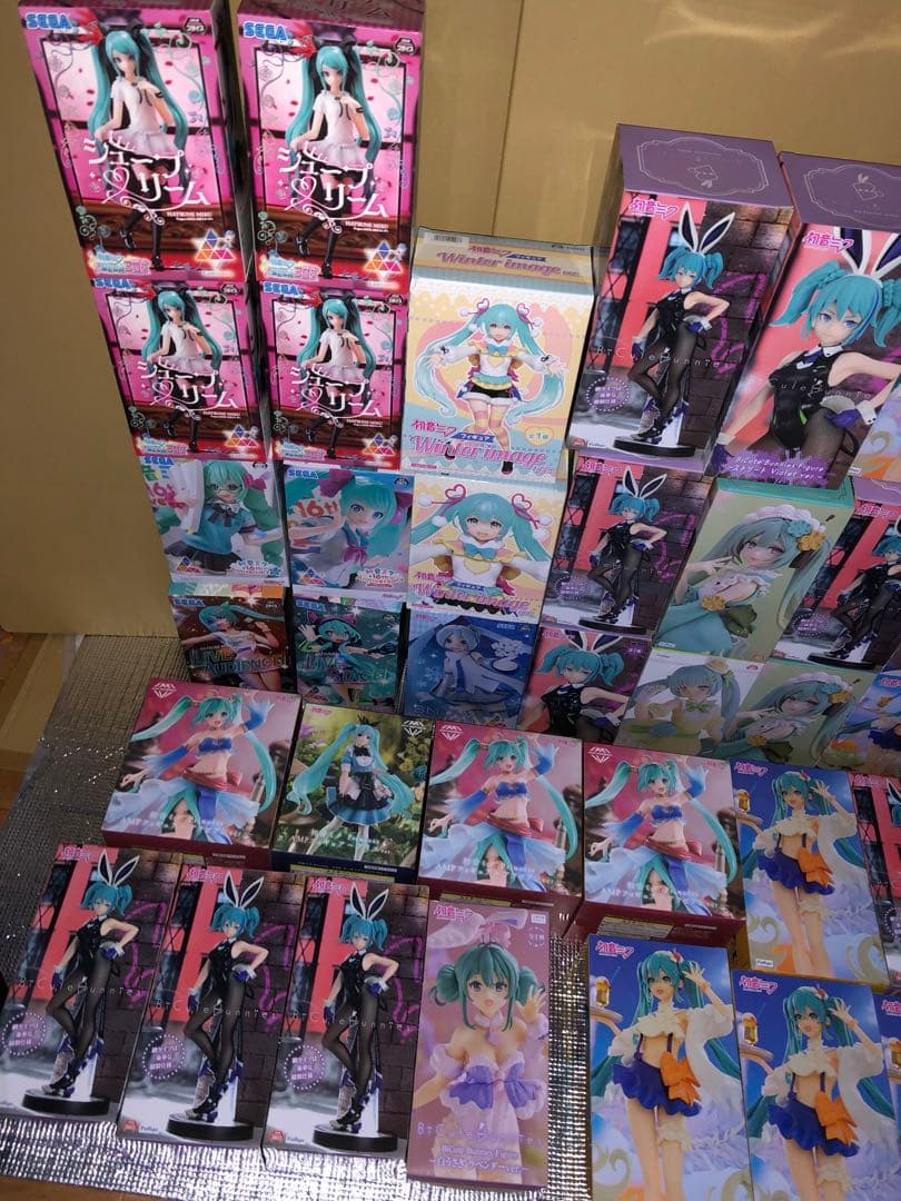 初音ミク　フィギュア　バニー　トロピカル　抹茶　アリス　アラビアン　50個