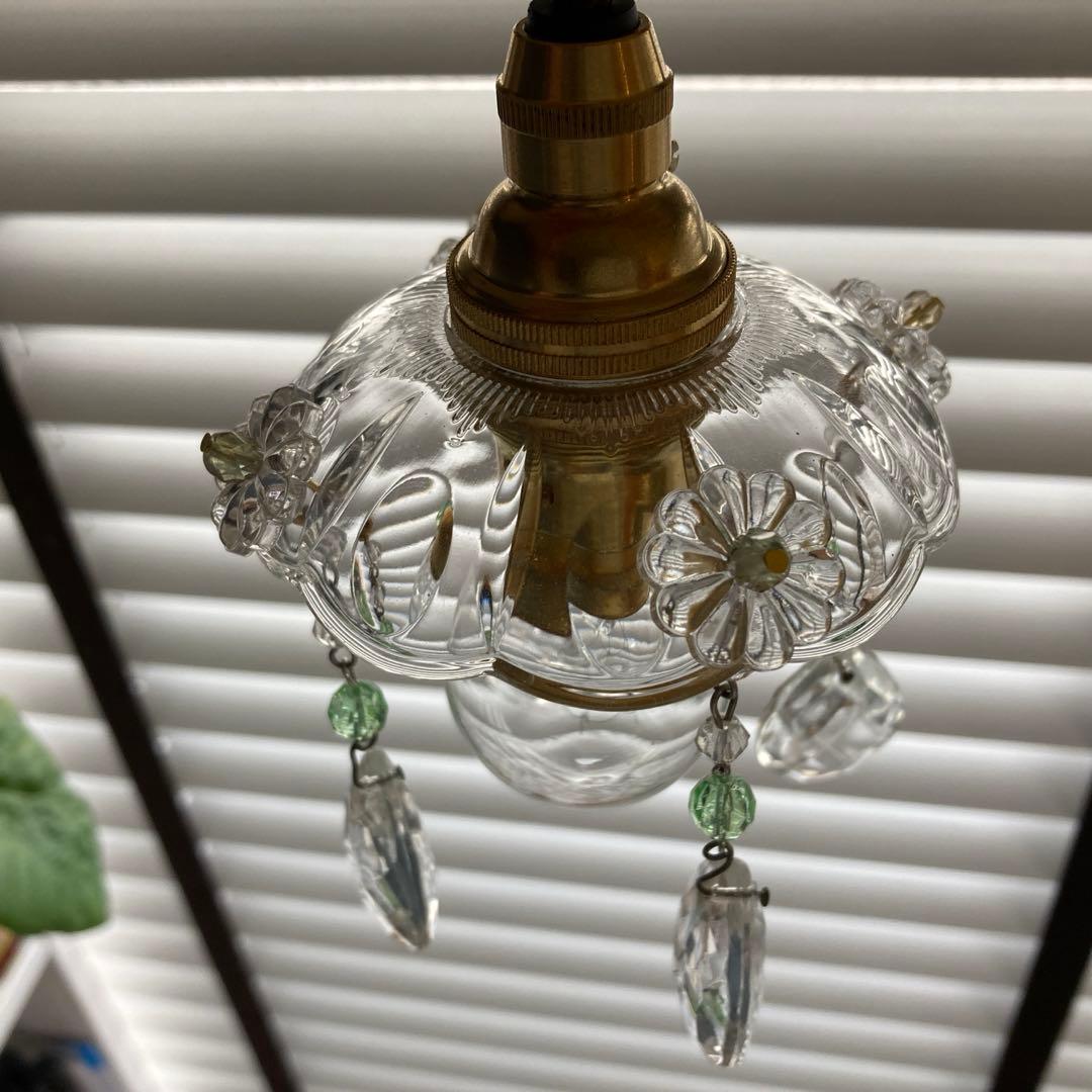 ミニシャンデリア　１９世紀　フランス　オパールセント　アンティーク　超ミニ