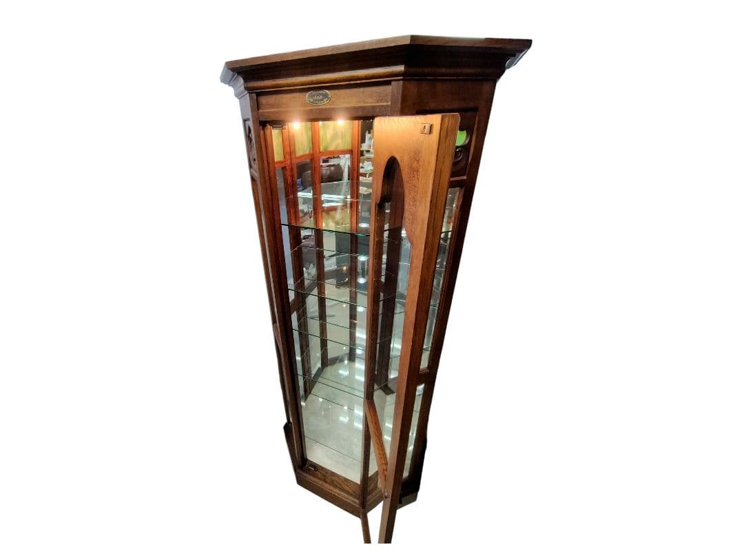 □ えぞ民族家具 飾り棚 北海道 旭川 蝦夷民芸 ガラスキャビネット