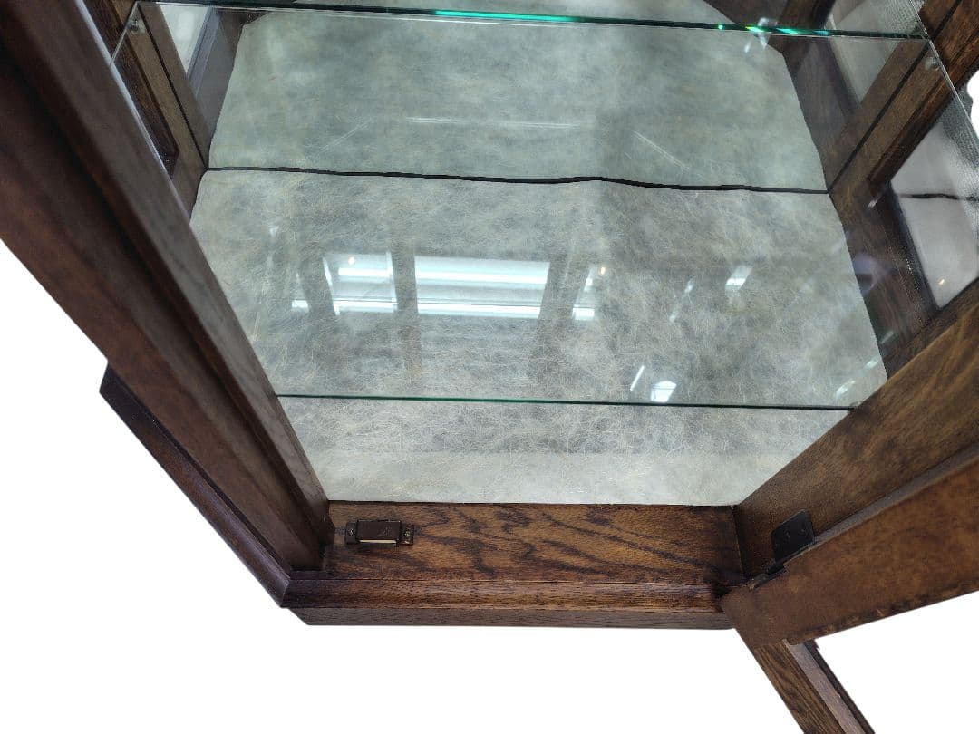 □ えぞ民族家具 飾り棚 北海道 旭川 蝦夷民芸 ガラスキャビネット