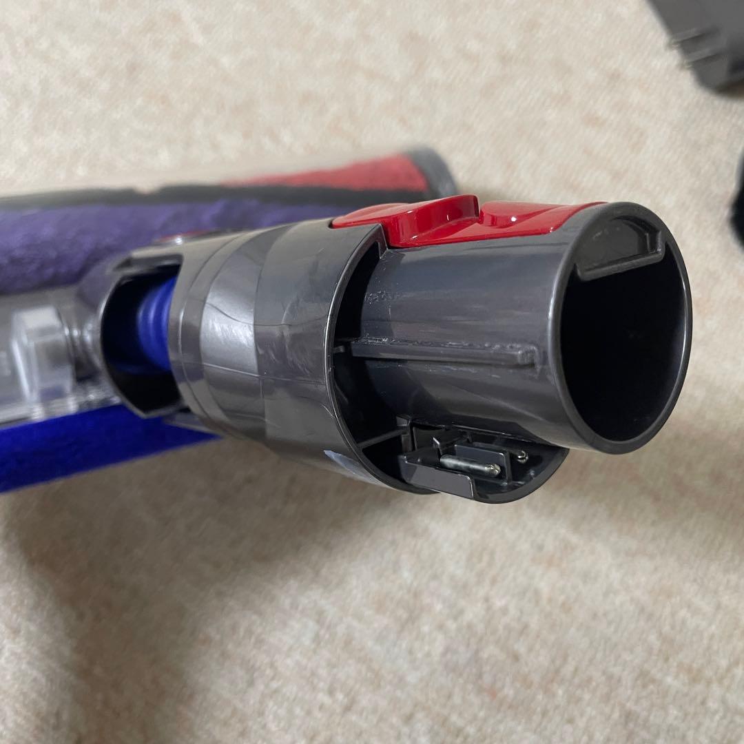 Dyson ダイソン SV12 コードレス掃除機　付属ノズル付き