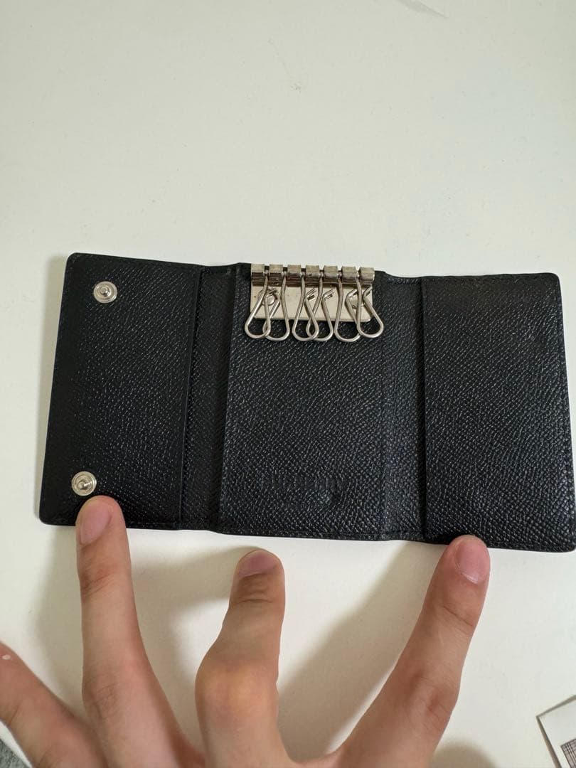 【美品】Burberry ブラック レザー キーケース