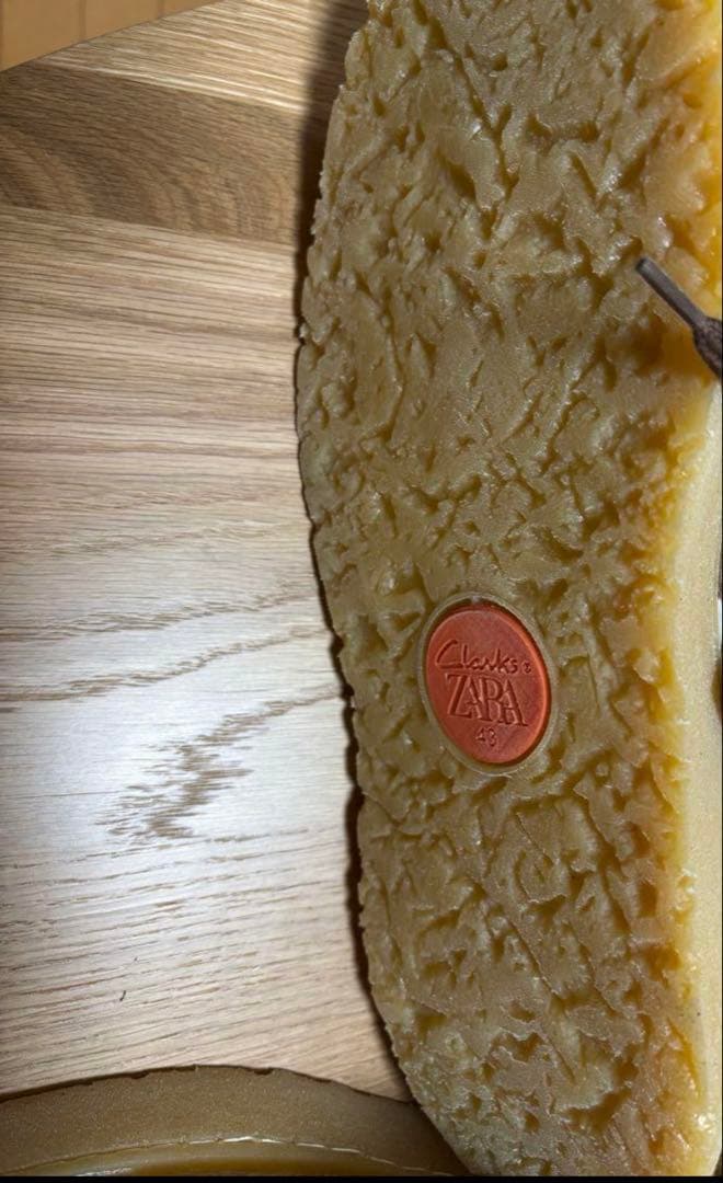 新品未使用タグ付きZARA×クラークスのコラボモカシン サイズ43